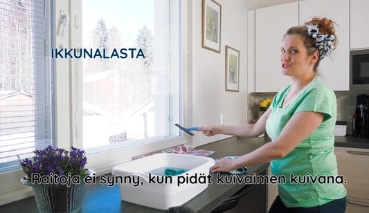 SINI-triplapesin päihittää tahrat ikkunassa