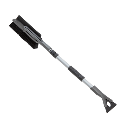 Kungs Star-is jääraappa-lumiharja kääntyvällä harjalla