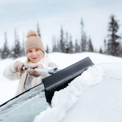 Kungs Star-is jääraappa-lumiharja kääntyvällä harjalla