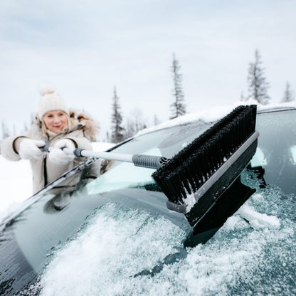 Kungs Star-is jääraappa-lumiharja kääntyvällä harjalla