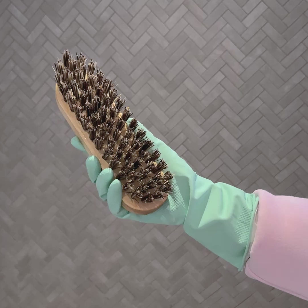 3612 SINI kuurausharja käyttävideo